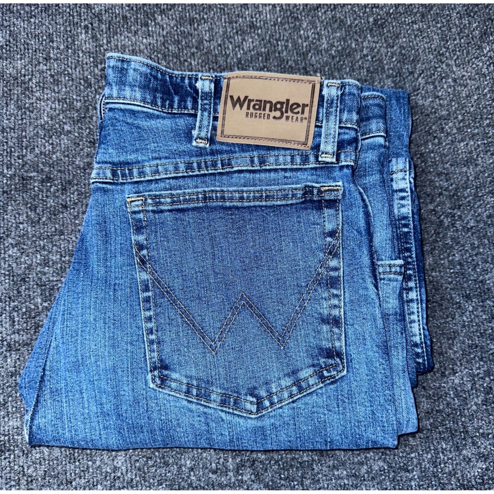 Wrangler Rugged Wear Flex Mens Blue Jeans Straight Leg Medium Wash 36x30 - Picture 4 of 8